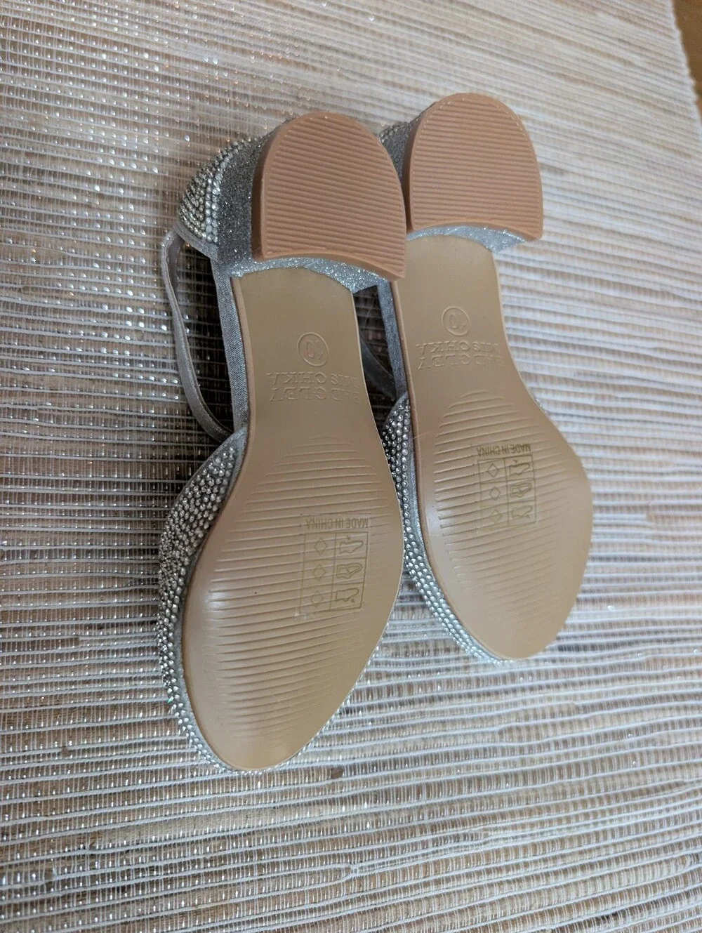 Badgley Mischka Girls Silver Rhinestone Heels Sz 10